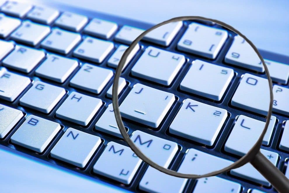 Thông tin email của WHO, Quỹ Gates, và các Rò rỉ trực tuyến khác